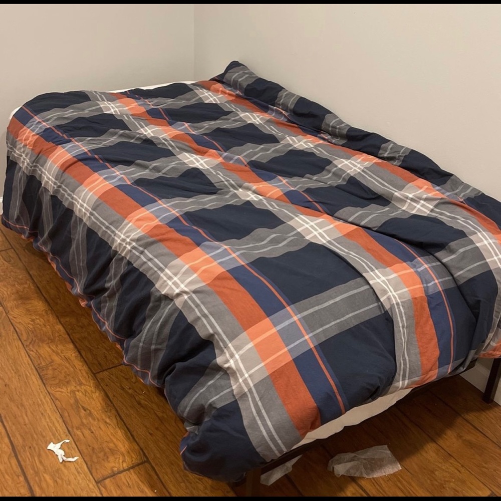 Pottery Barn Duvet Cover with insert!